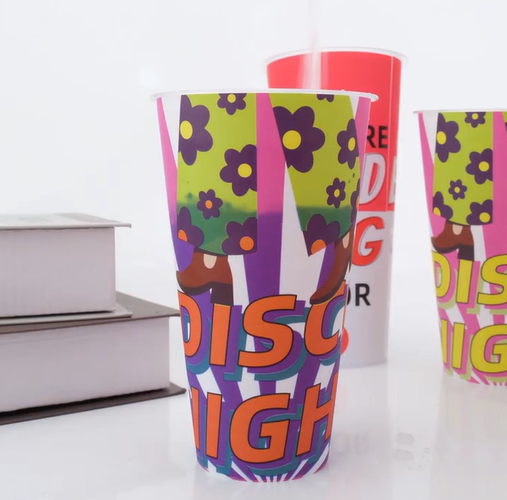 YZY tạo nhãn IML cho cốc đổi màu theo nhiệt độ